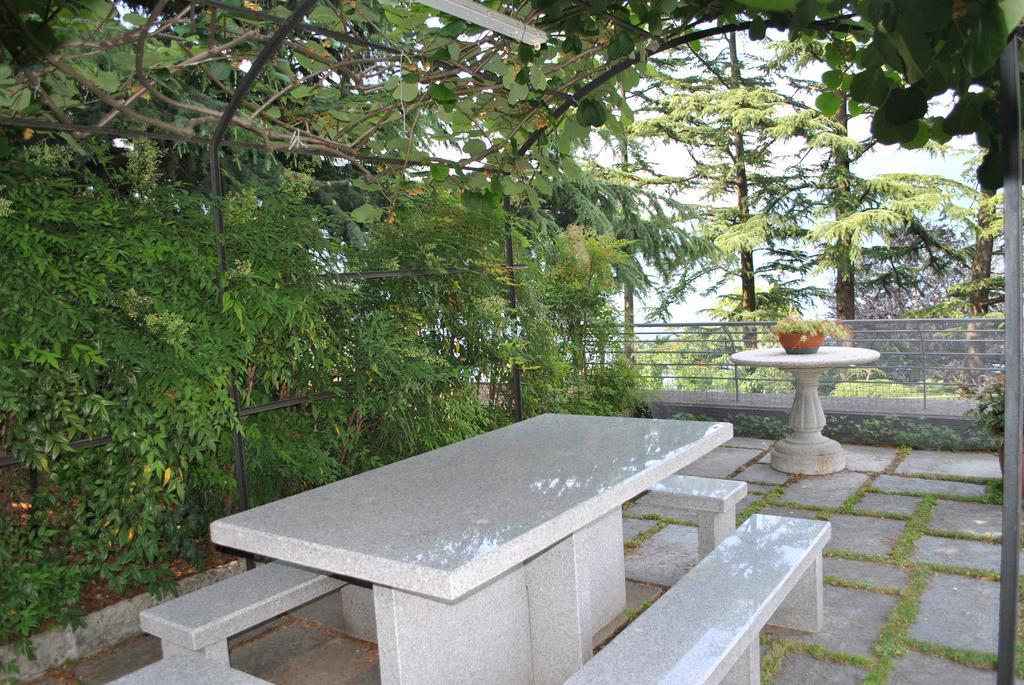 Villa Ortensia Oliveto Lario Δωμάτιο φωτογραφία